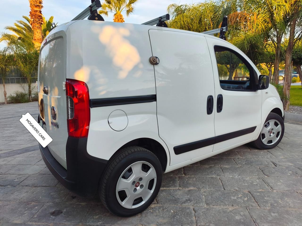 Fiat Fiorino 1.3 MJT 95CV Cargo SX 2021