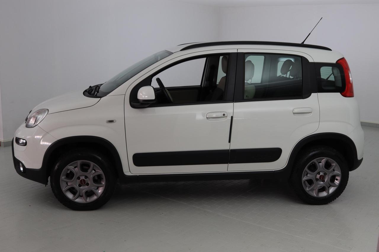 Fiat Panda 4x4 Panda 0.9 t.air turbo 4x4 85cv E6