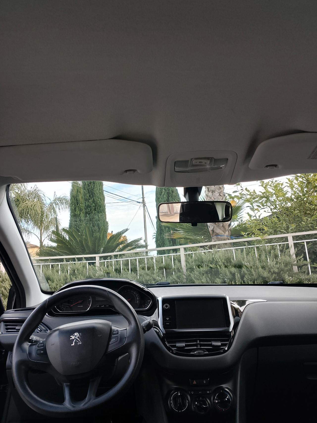 Peugeot 208 1.2 VTi 82 CV 5 porte Allure