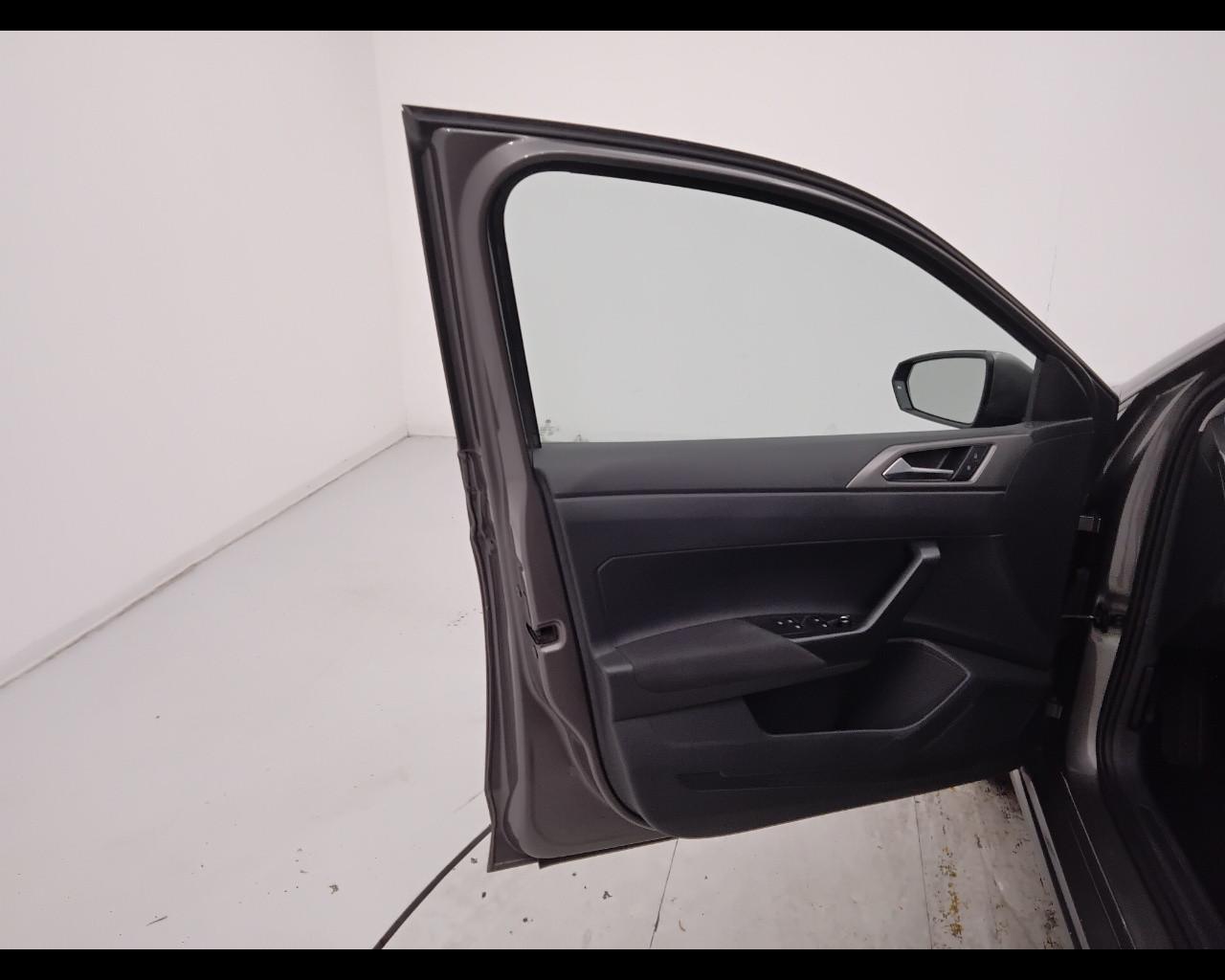 VOLKSWAGEN Polo VI 2017 - Polo 5p 1.6 tdi Comfortline 80cv