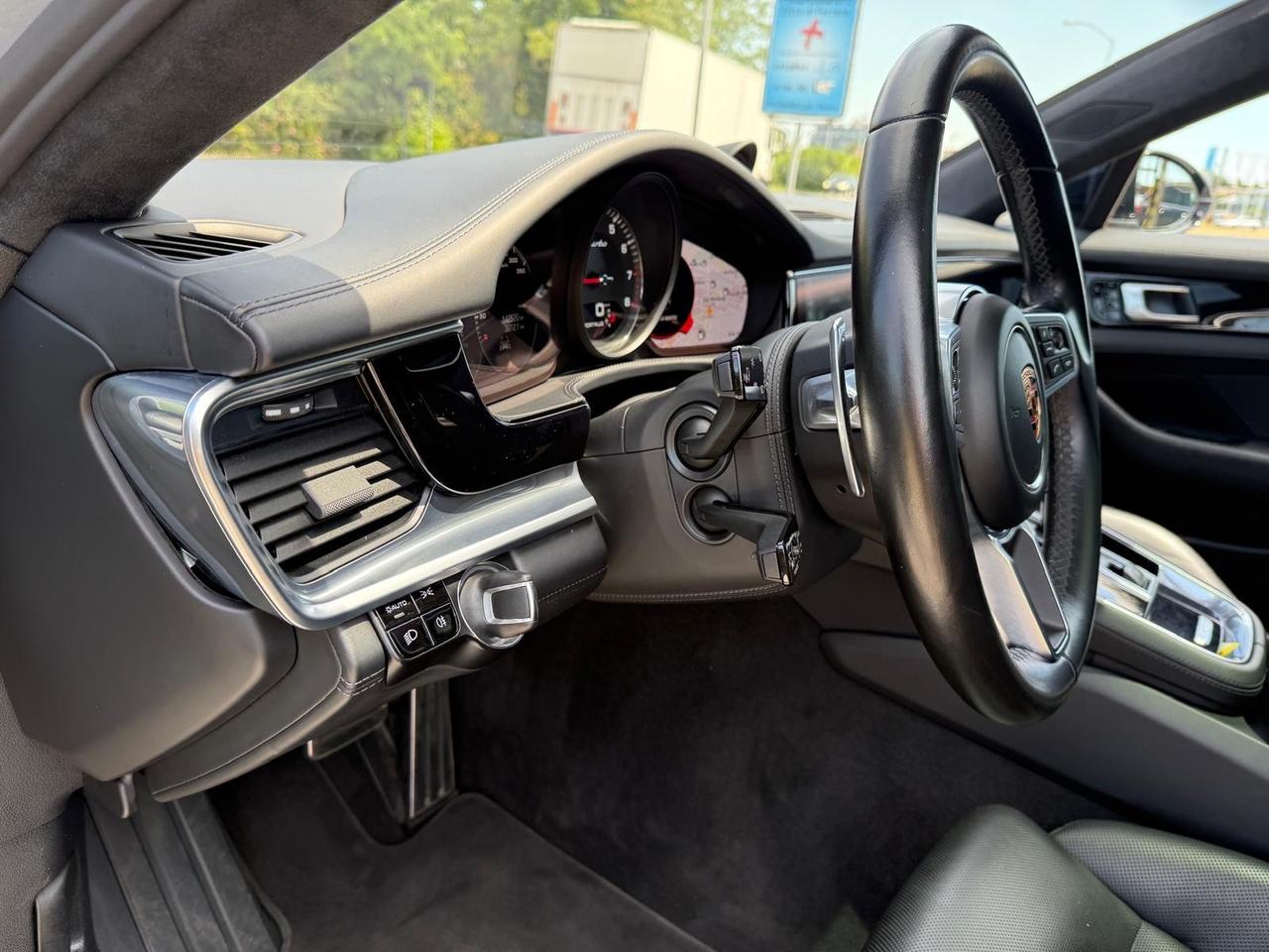 Porsche Panamera 4.0 Turbo