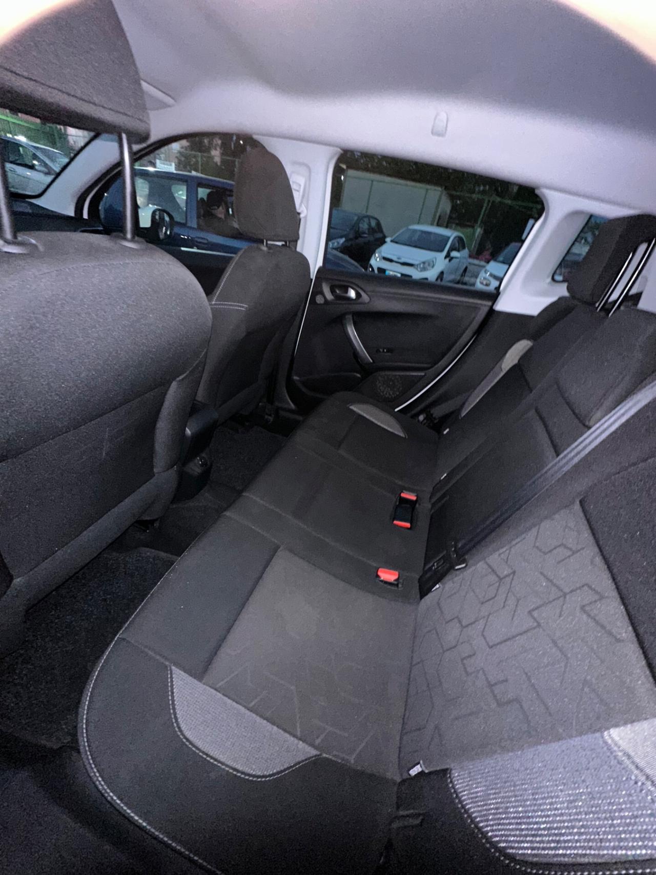 Peugeot 2008 PureTech 82 Allure