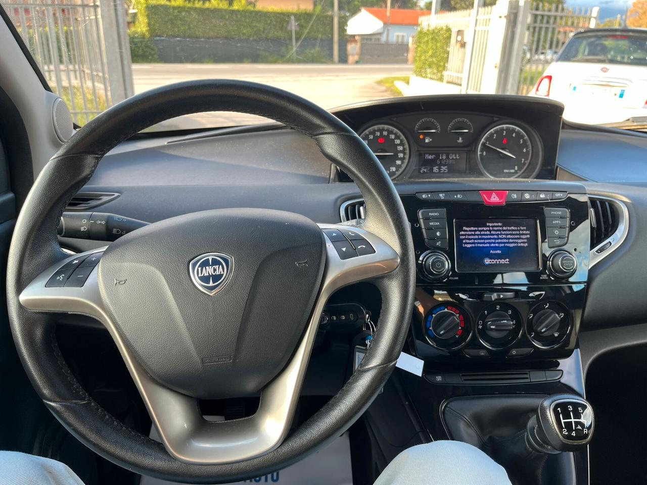 Lancia Ypsilon 1.2 69 CV 5 porte S&S Elefantino Blu