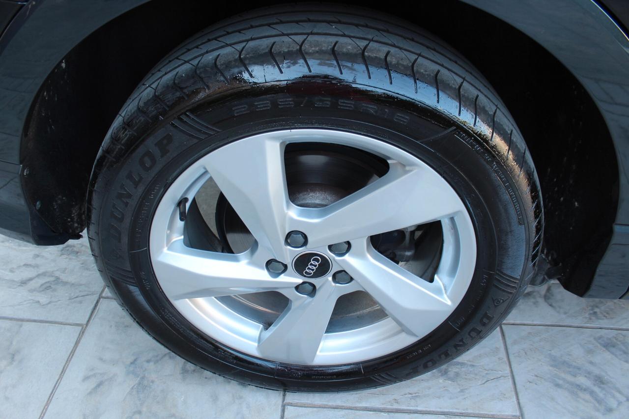 Audi Q3 35 TDI S tronic Business Advanced