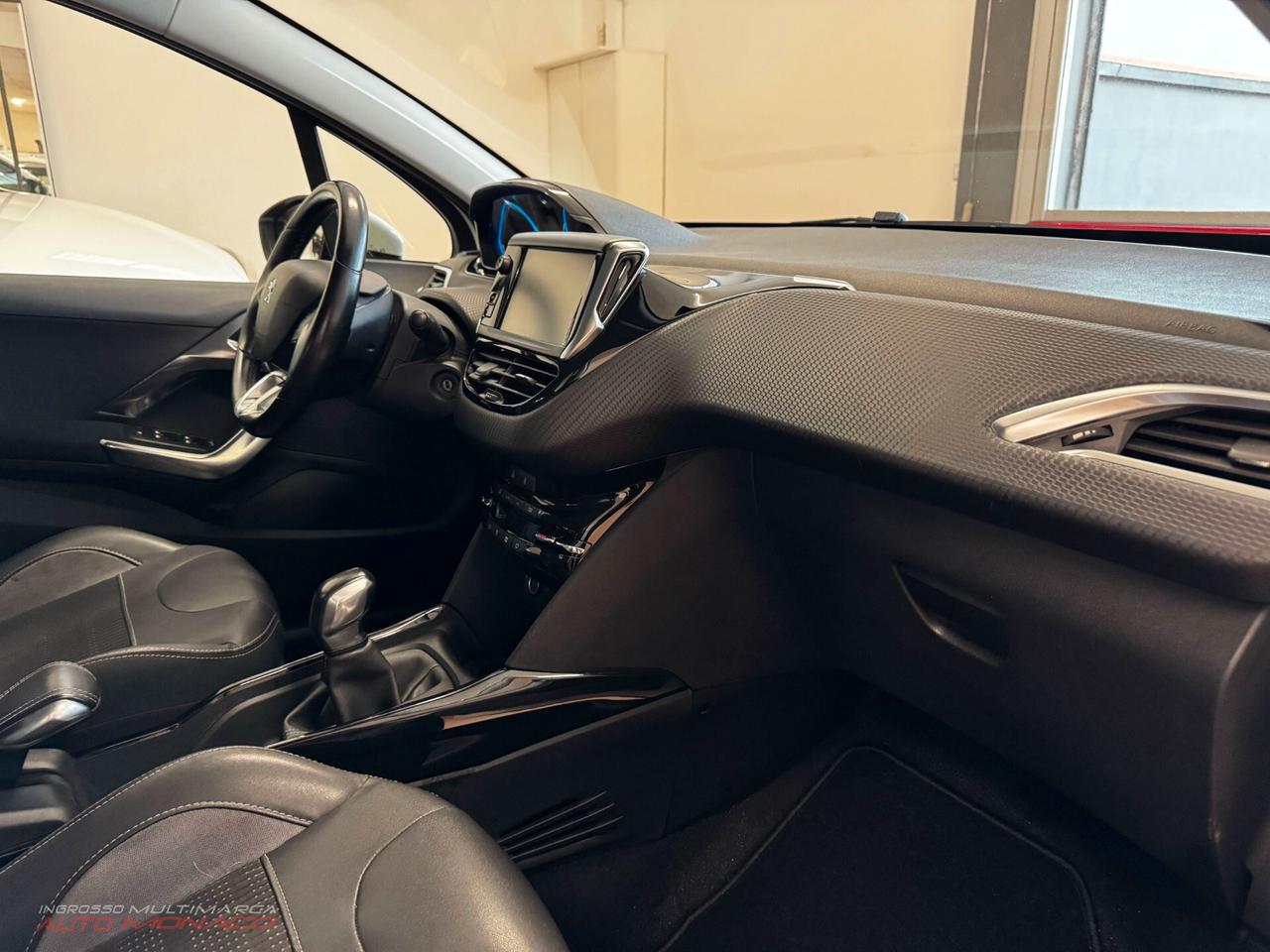 Peugeot 2008 BlueHDi 100cv Allure 2018