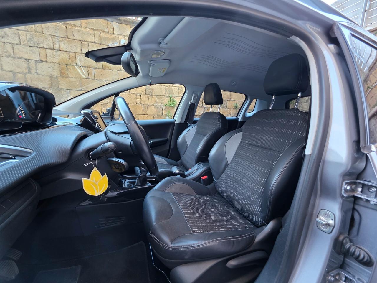 Peugeot 2008 Allure 1600 HDI 100cv