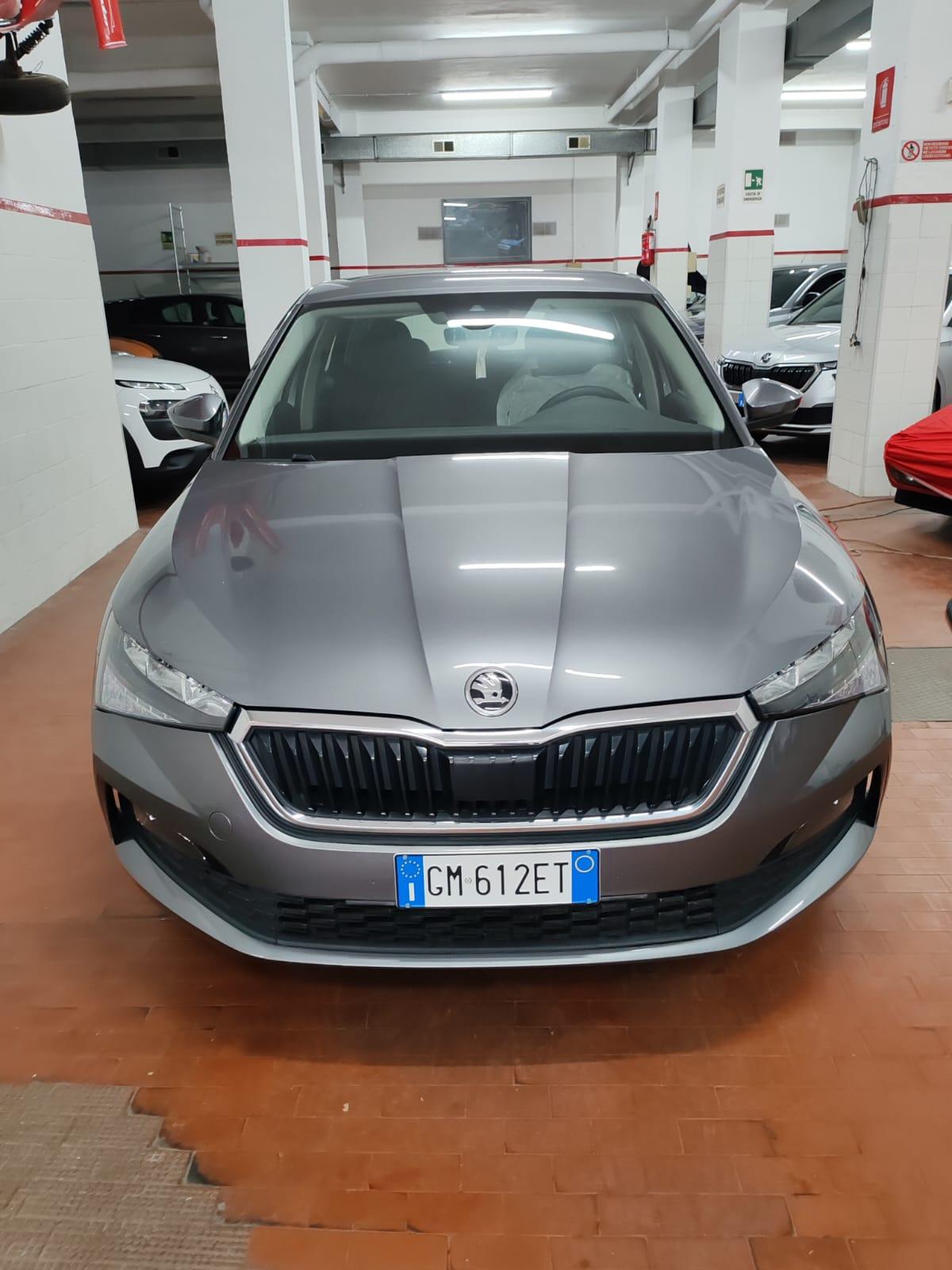 Skoda SCALA 1.0 tsi Ambition 110cv "SOLO 300 KM"