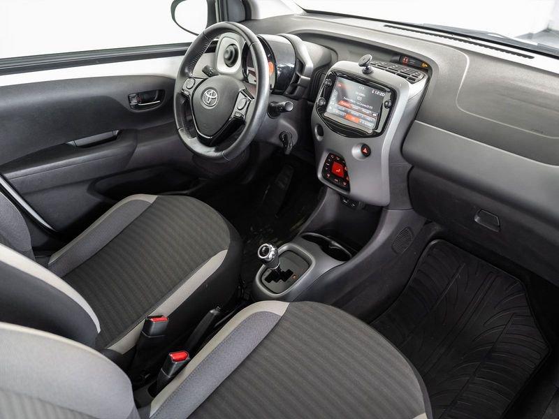 Toyota Aygo Aygo Connect 1.0 VVT-i 72 CV 5 porte x-play MMT