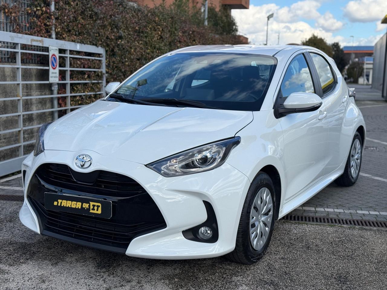 Toyota Yaris 1.0 Trend GARANTITA