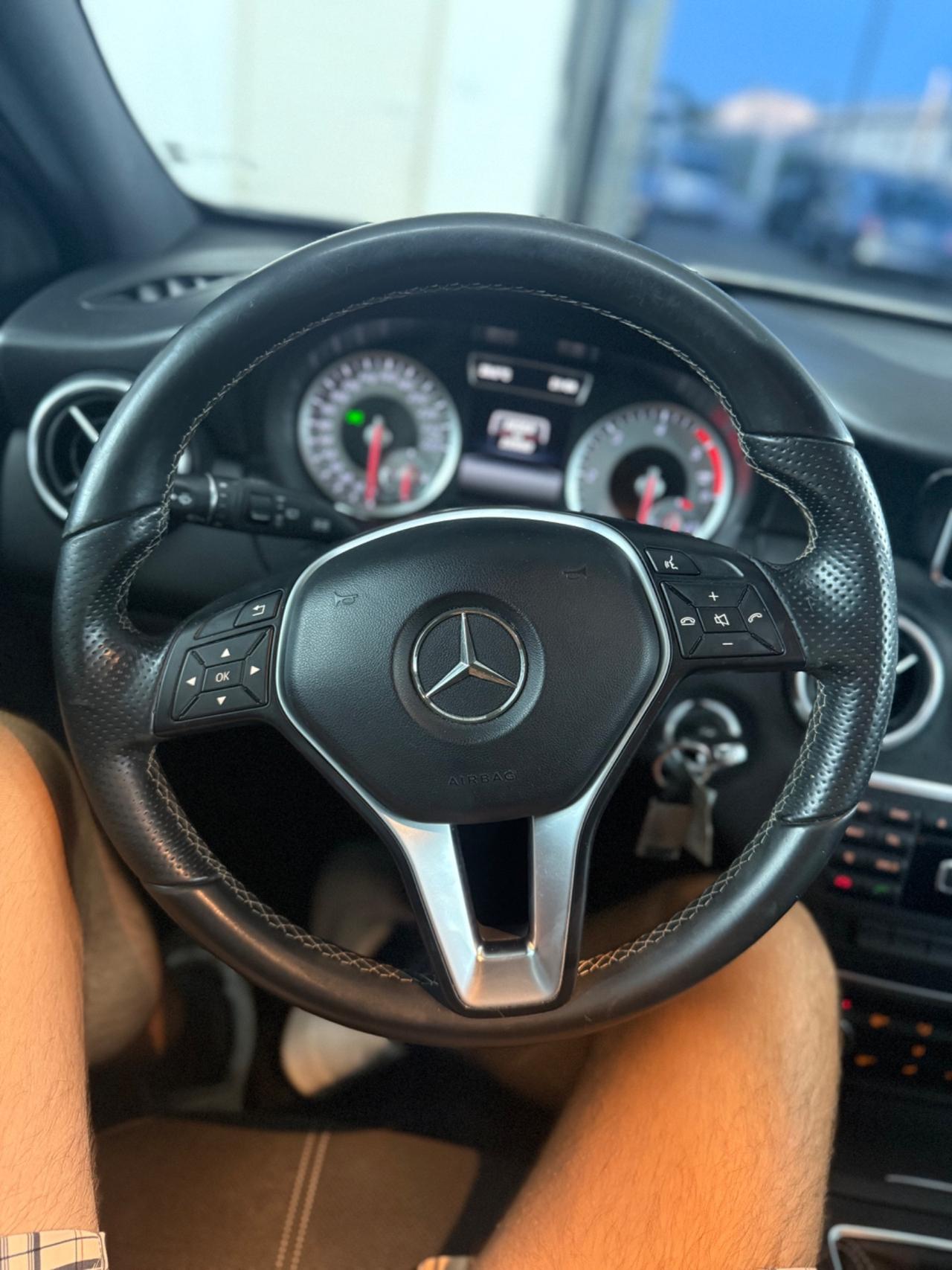 Mercedes-benz A 180 d Premium