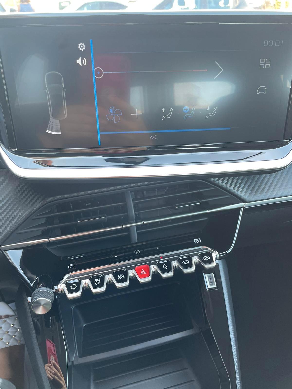 Peugeot 208 PureTech 75 Stop&Start 5 porte Style KM0