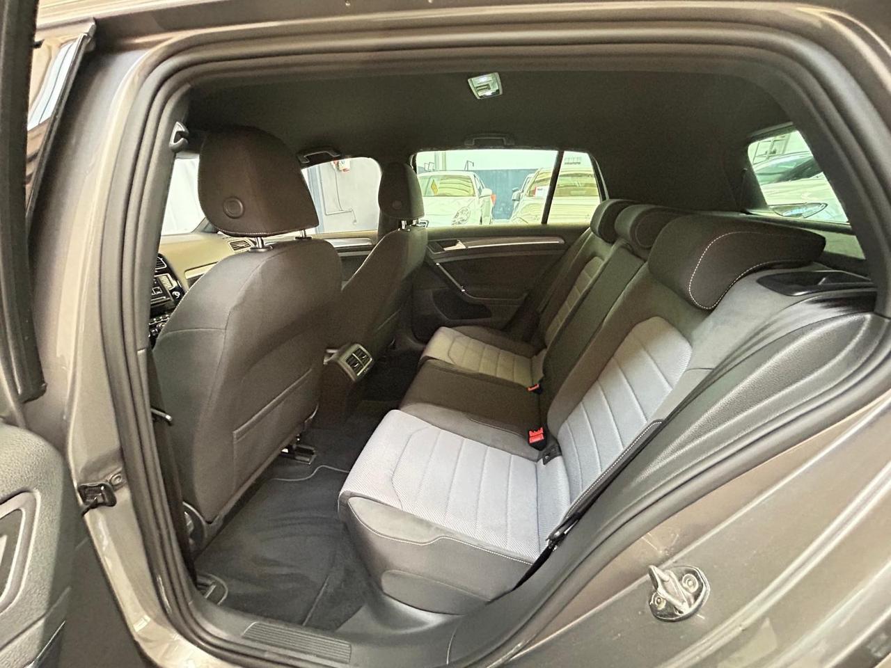 Volkswagen Golf 1.6 TDI 110 CV DSG 5p. R-LINE BlueMotion Technology