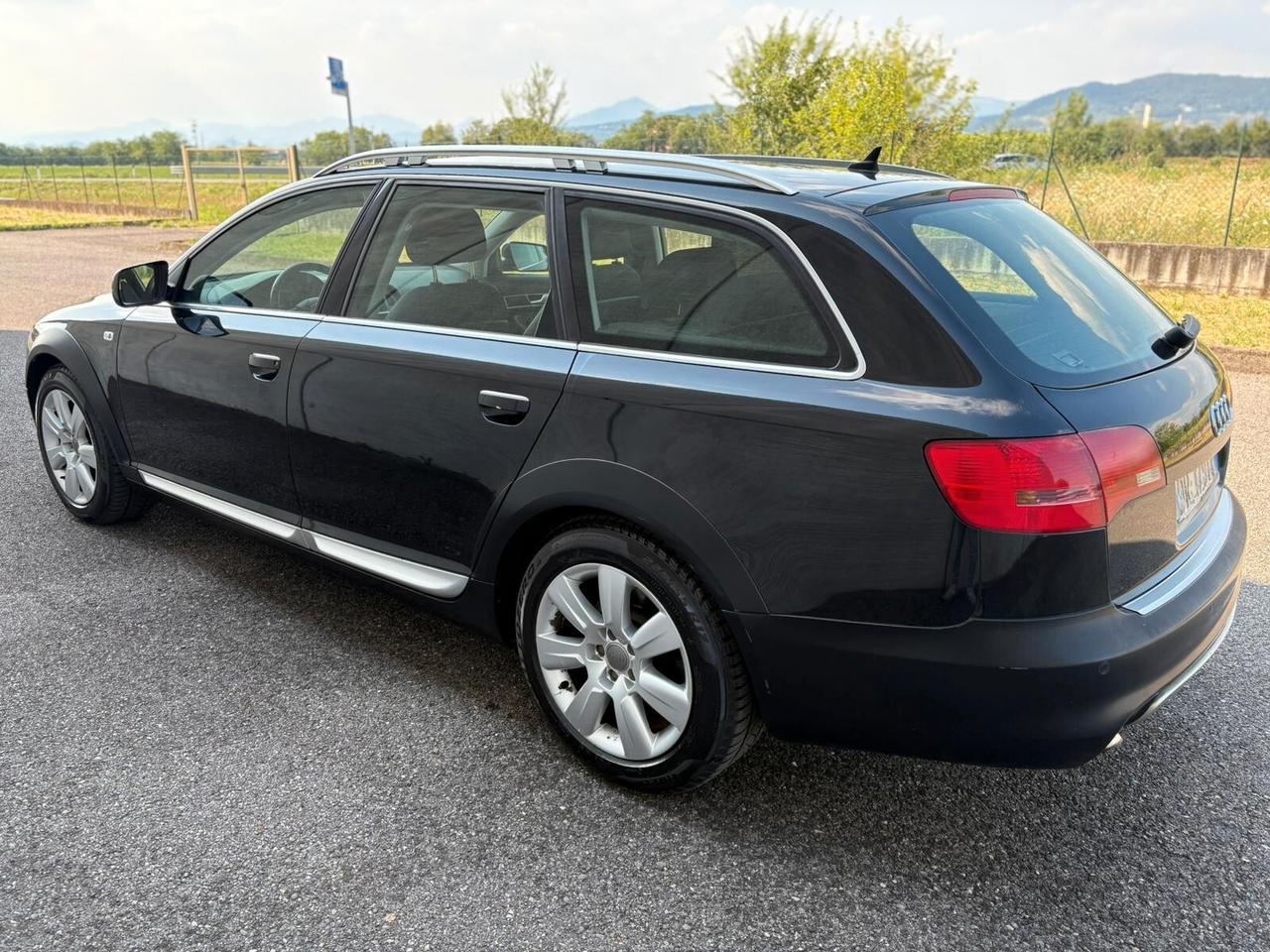 Audi A6 ALLROAD 3.0 TDI V6 240 CV