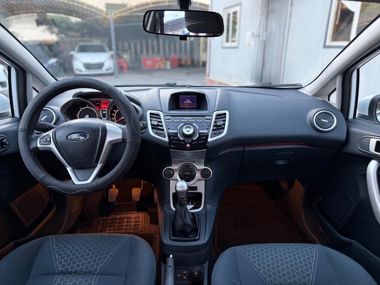 Ford Fiesta 1.4 TDCi 70CV 5 porte Titanium Km Certif