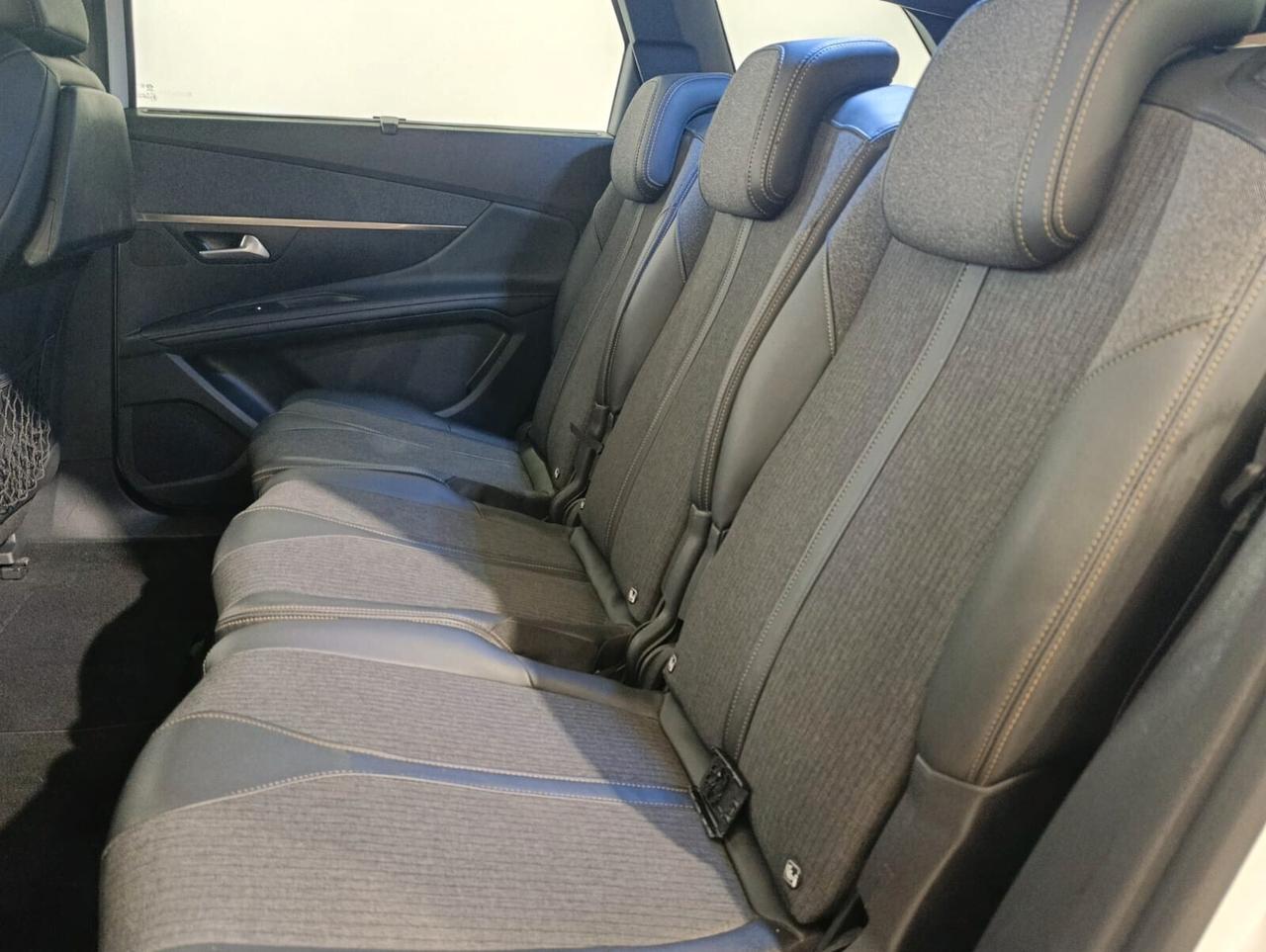 Peugeot 5008 7POSTI AUTOMATICA ANNO 2019
