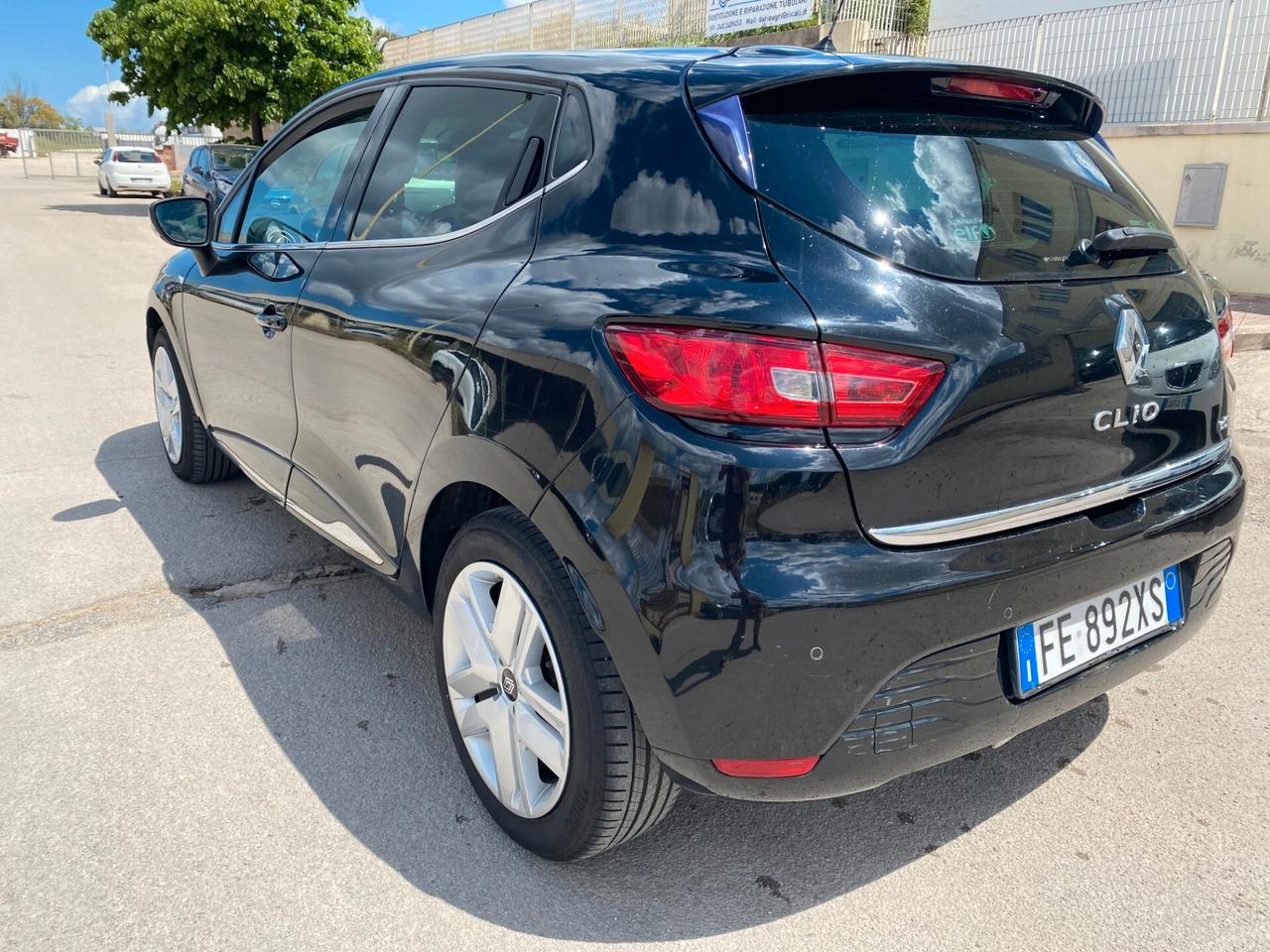 Renault Clio DIESEL 99 MILA KM