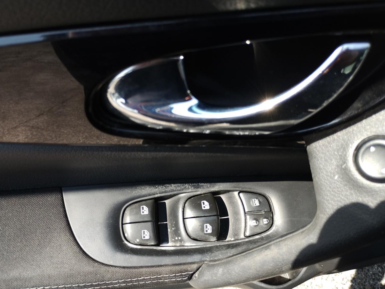 Nissan Qashqai 1.6 dci Tekna+ 2wd 130cv xtronic