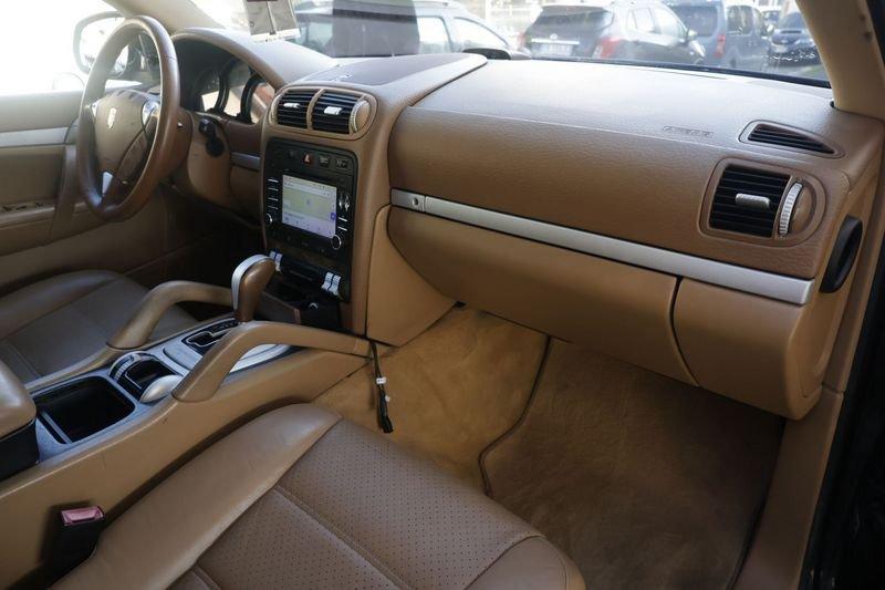 Porsche Cayenne Porsche Cayenne 3.2 V6 cat Unicoproprietario