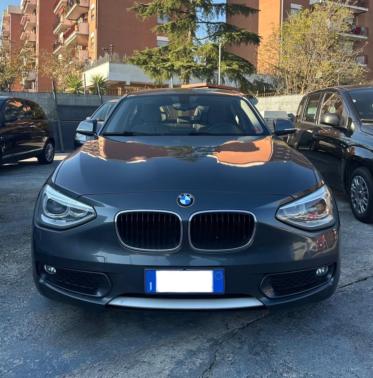 Bmw 116 116d 5p. Urban led sensori di parcheggio pelle