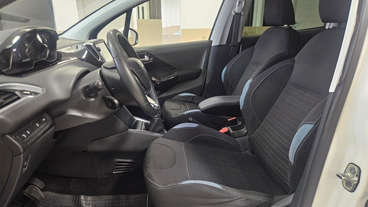 Peugeot 208 1.4 HDi 68 CV 5 porte Allure