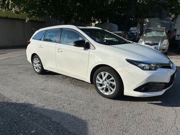 Toyota Auris Touring Sports 1.6 D-4D Business
