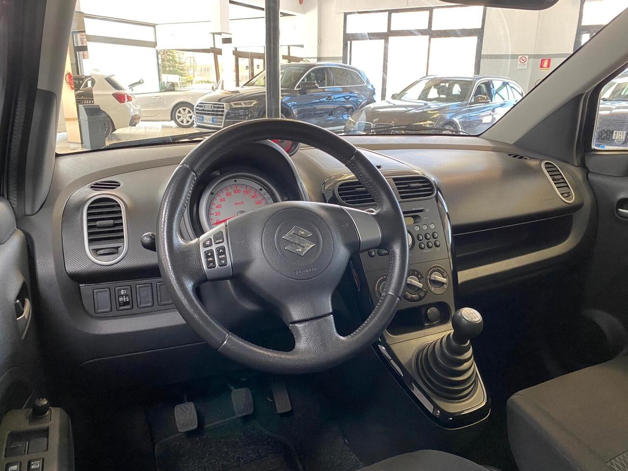 Suzuki Splash 1.0 VVT Style ABS/Clima/Radio/5Porte5Posti