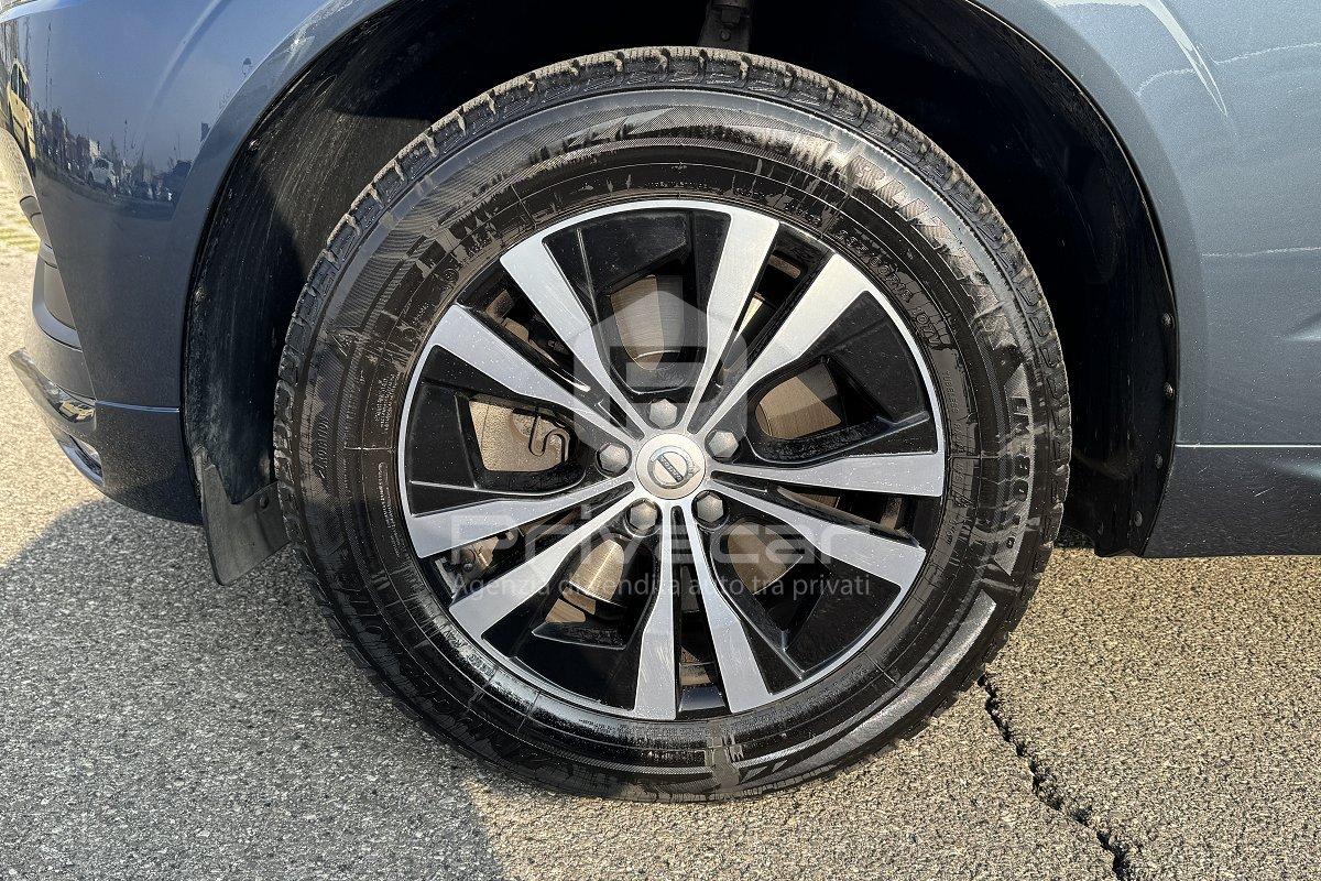 VOLVO XC60 B4 (d) AWD Geartronic Momentum Pro