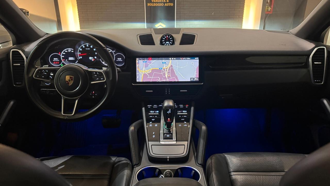 PORSCHE CAYENNE 3.0 BENZINA 340CV - 2021