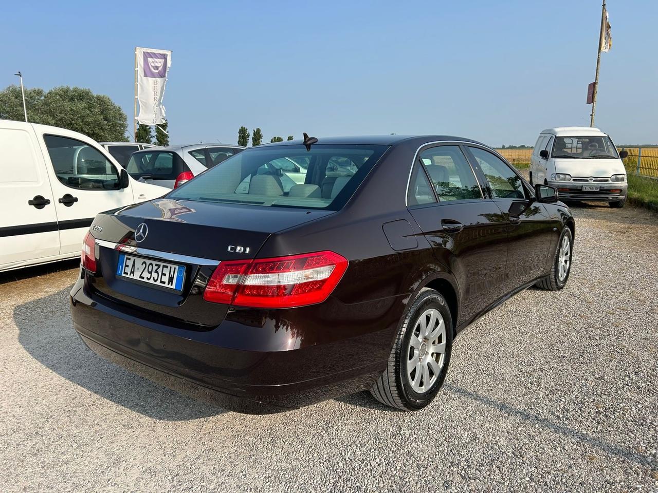Mercedes-benz E 220 E 220 CDI BlueEFFICIENCY Executive