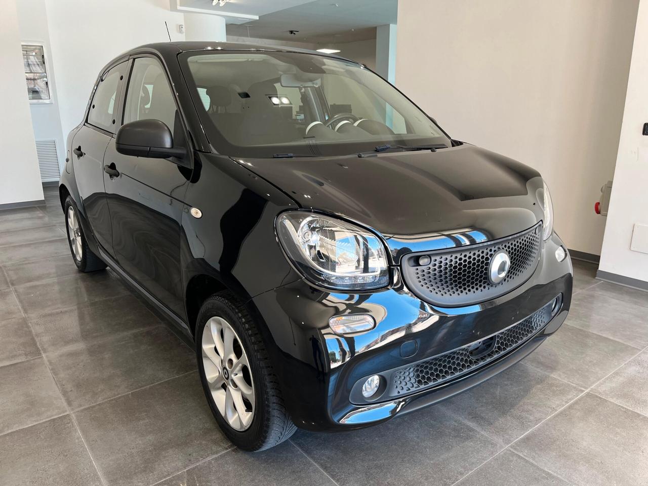 Smart ForFour 70 1.0 Youngster