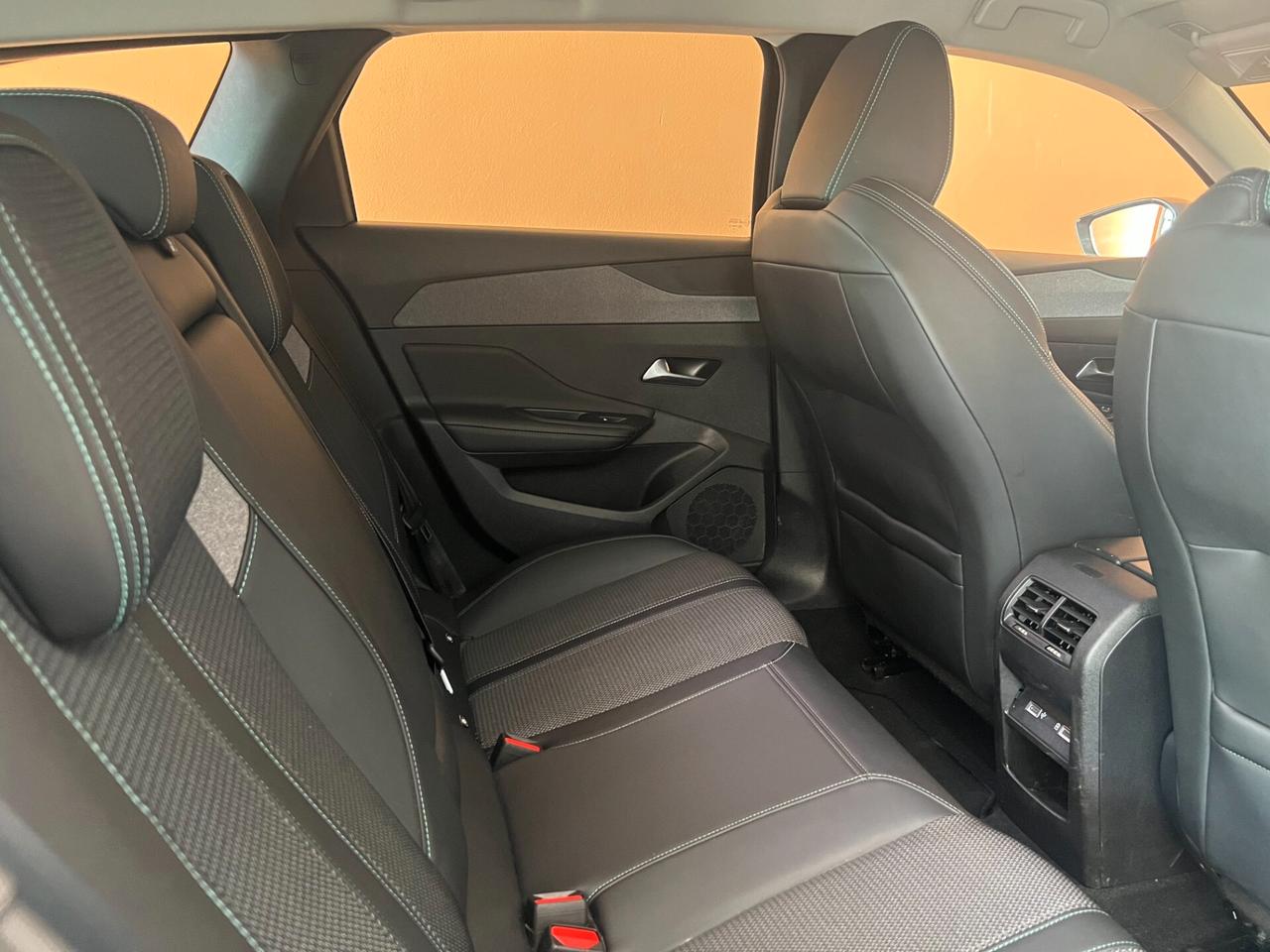 Peugeot 308 BlueHDi 130 S&S SW Allure