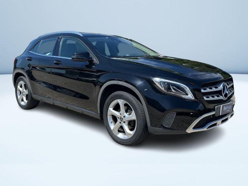 Mercedes-Benz GLA 200 D SPORT AUTO