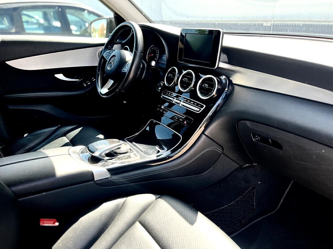 Mercedes-benz GLC 220d 4Matic Premium UNIPRO