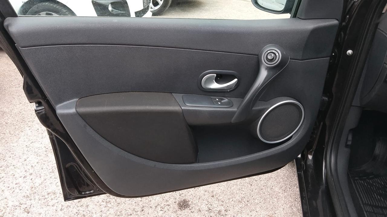 Renault Clio 1.2 BENZINA GPL
