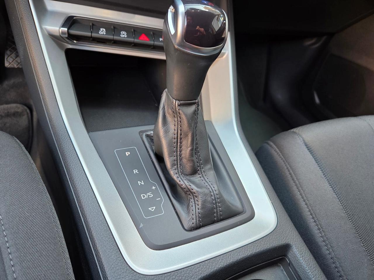 Audi Q3 35 TDI S tronic 150 cv Business