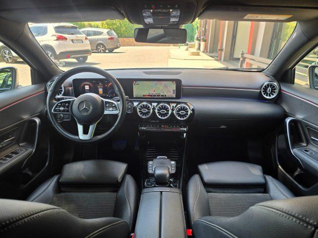 MERCEDES-BENZ A 200 d Automatic LED Ambient 64 MBux Navi NIGHT Pack 18