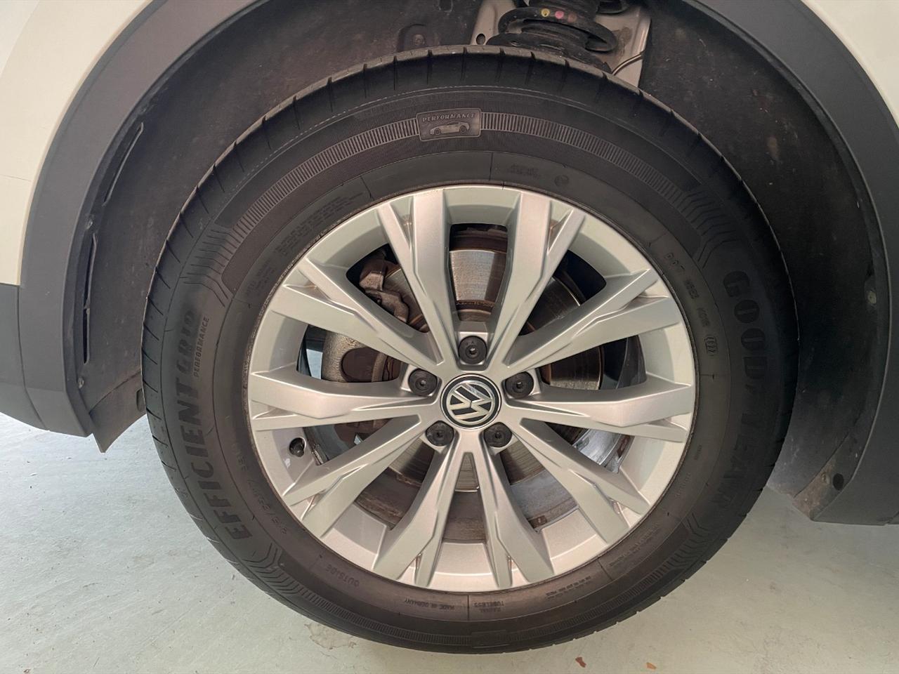 Volkswagen Tiguan 1.5 tsi business 130cv