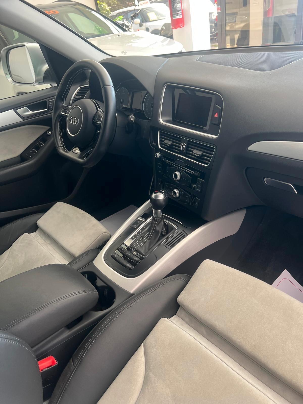Audi Q5 SQ5 3.0 V6 TDI Biturbo quattro tiptronic