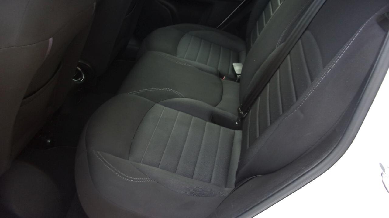 Alfa Romeo Giulietta 1.4 Turbo 120 CV GPL Super