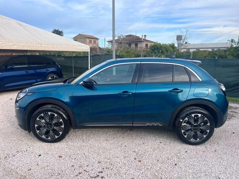 Fiat 600 Hybrid 110 CV DCT MHEV La Prima