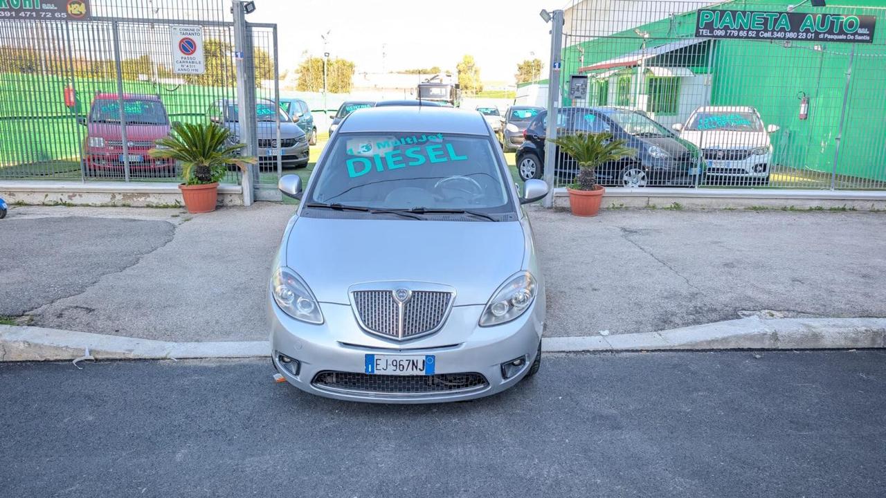 Lancia Ypsilon 1.3 MJT 16V 95 CV 5 porte S&S Gold