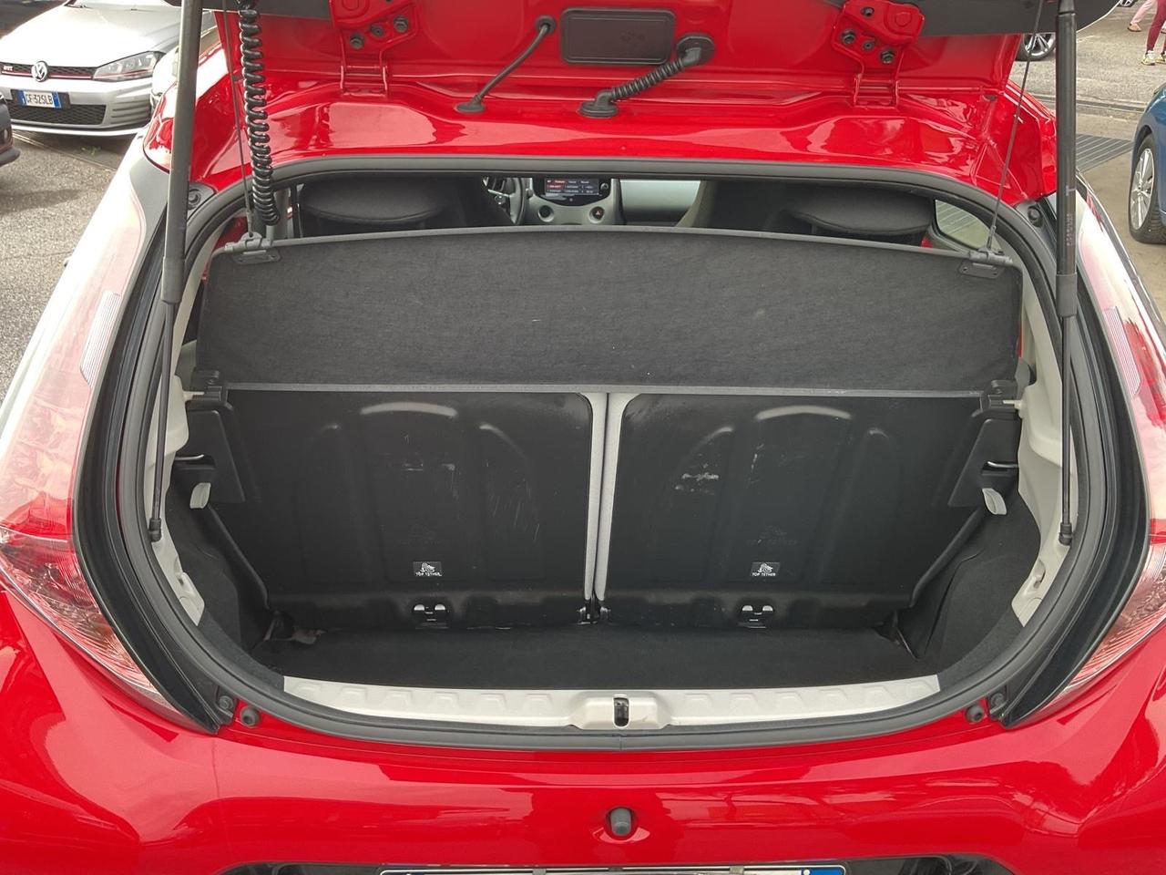 Aygo 1.0 VVT-i 69 CV( 25 mila km ) -unipro-rate