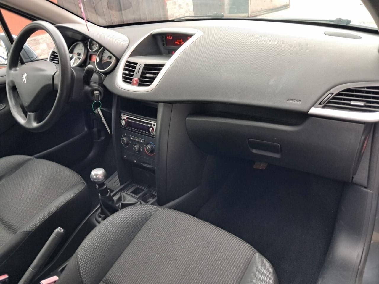 Peugeot 207 1.4 8V 75CV 5p. Energie Sport ECO GPL