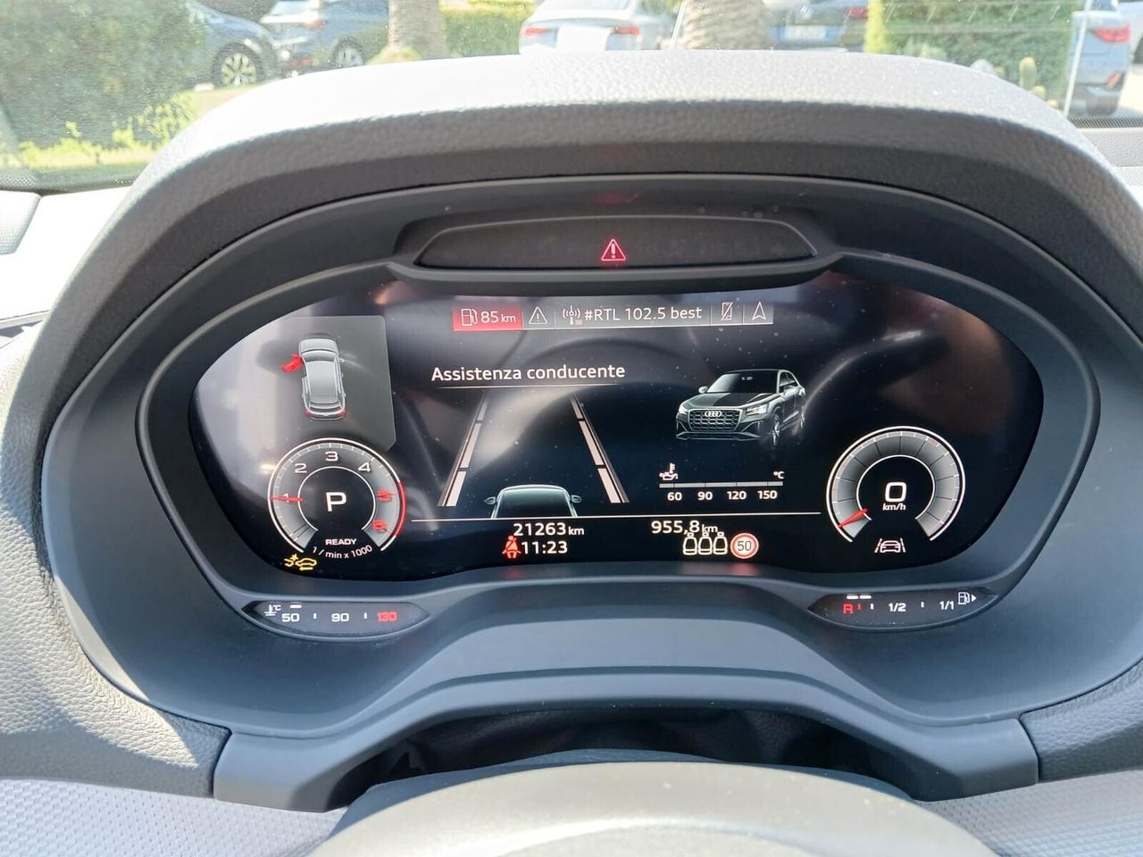 Audi Q2 35 TDI S tronic Identity Black-AZIENDALE