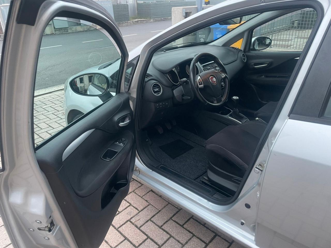 Fiat Punto 1.3 MJT II S&S 85 CV 5 porte ECO Lounge ok neopatentati