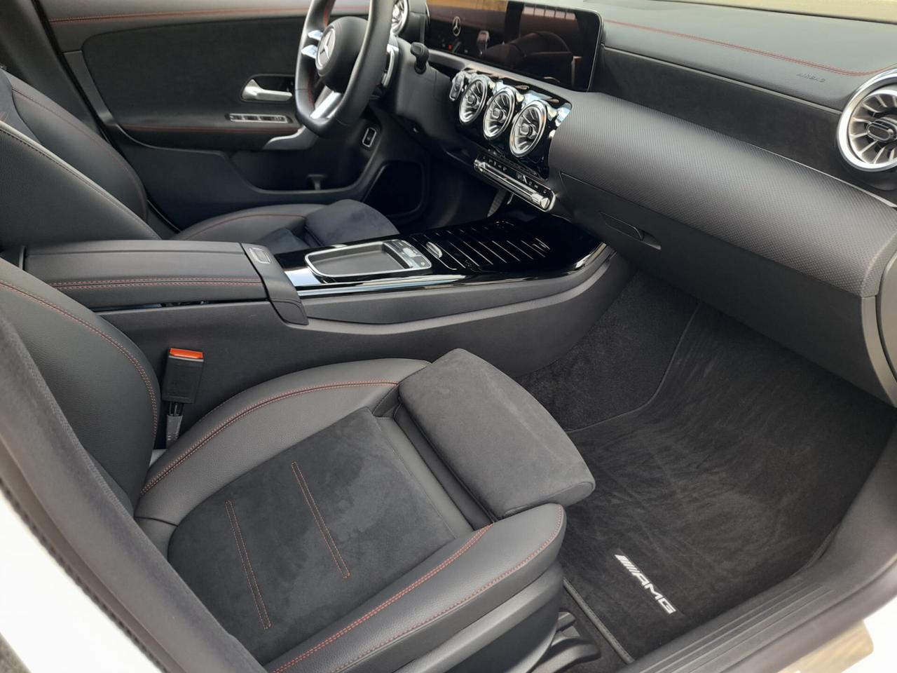Mercedes-benz CLA 200 CLA 200 d Automatic Shooting Brake AMG Line Premium Plus