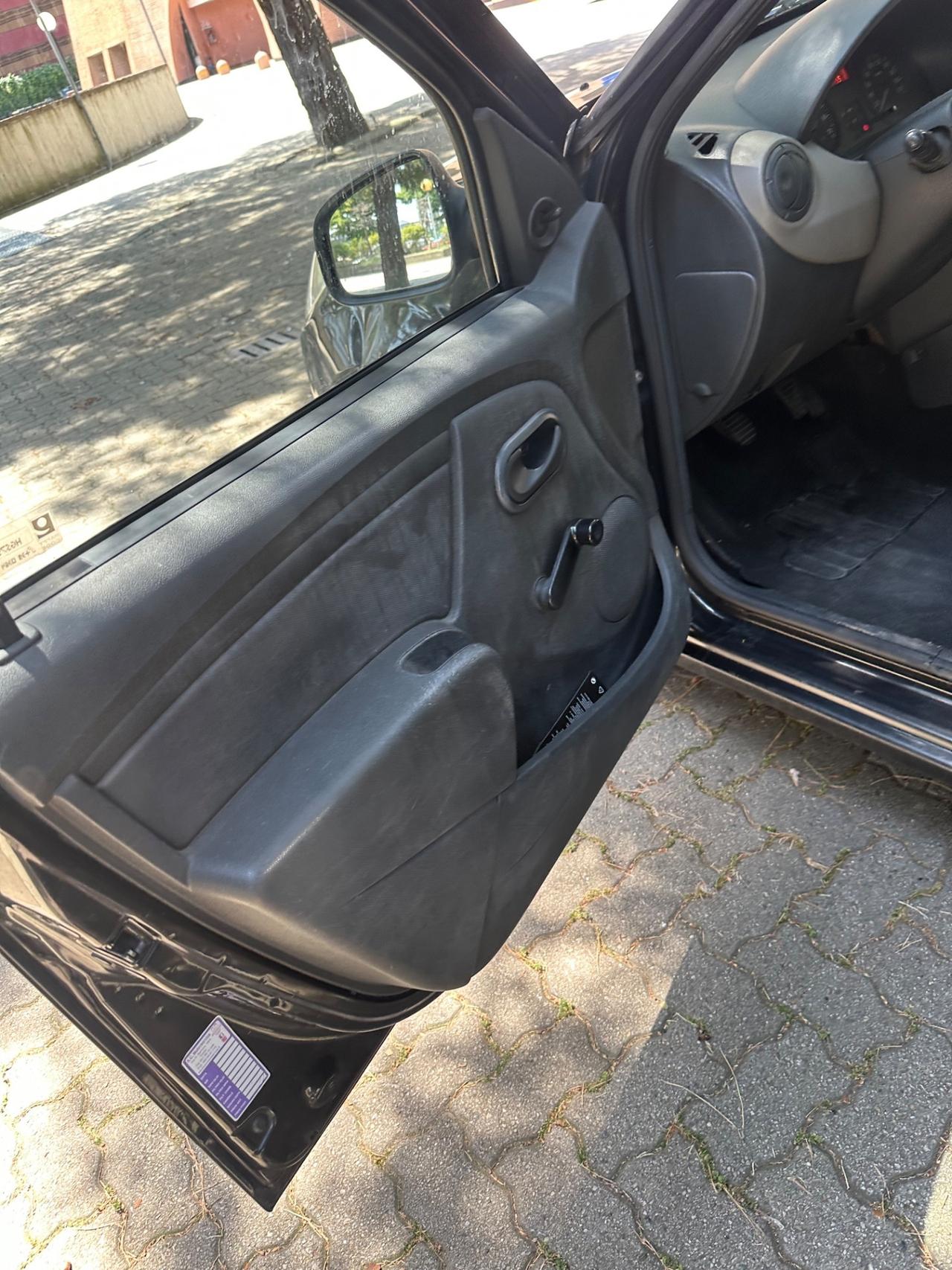 Dacia Sandero 1.4 8V GPL
