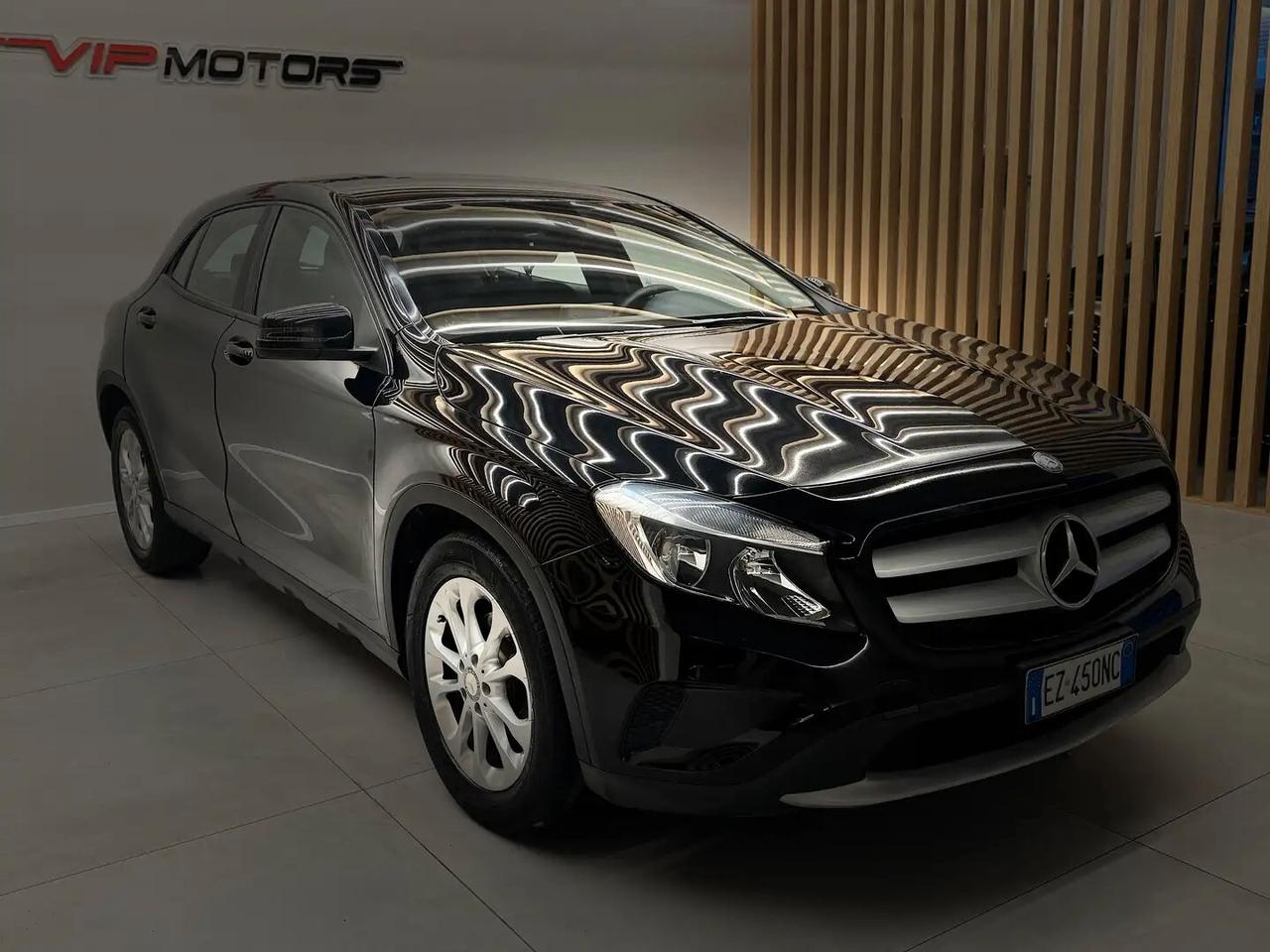 Mercedes-Benz GLA 180 SPORT ADVANCE PERFECT PARI AL NUOVO