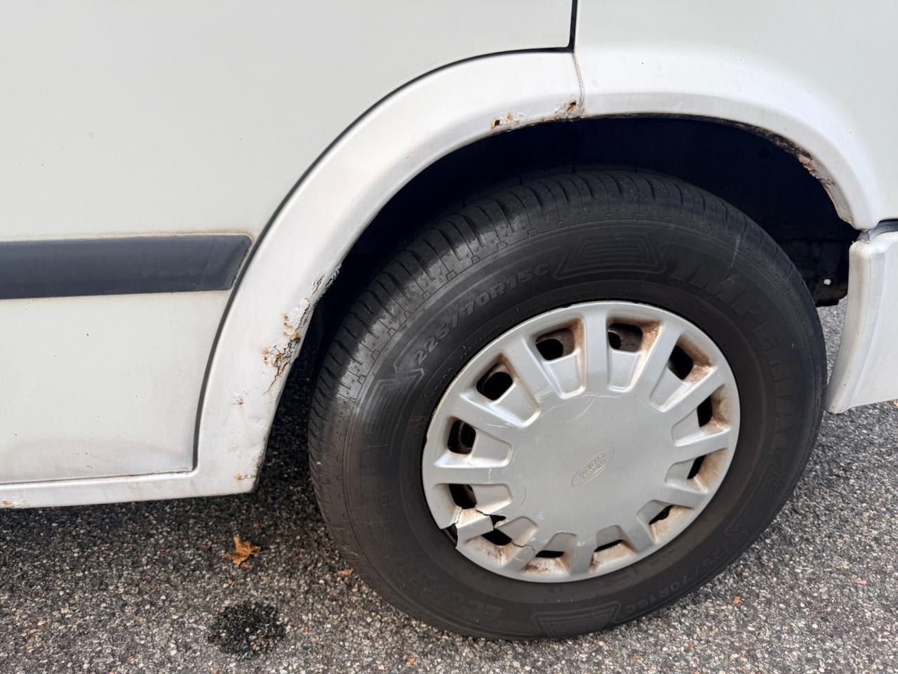Ford Transit Tourneo Bus 2.4TD 9 POSTI
