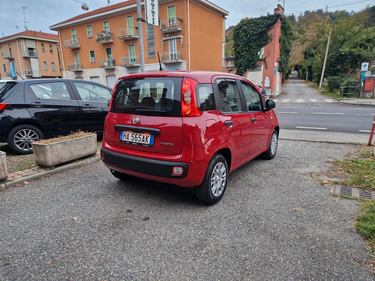 Fiat Panda hybrid 1.0 70CV "SOLO 700 km" Bluetooth, Sensori p